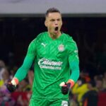 Óscar Whalley tiene minutos de juego ante inminente baja de ‘Tala’ Rangel