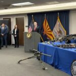 Desmantelan red que traficaba armamento de Arizona a México